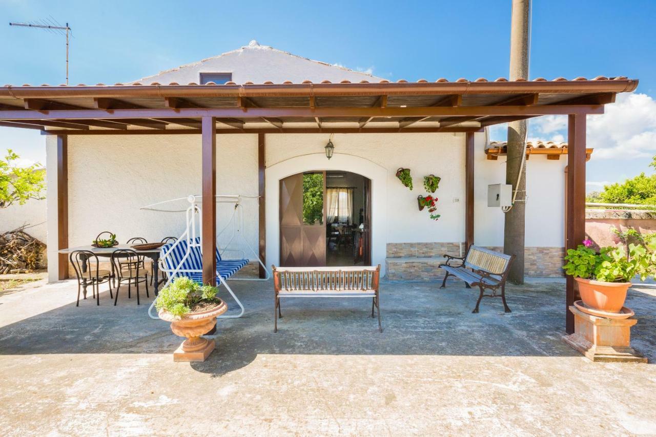 Vdl Country Villa Floridia Exterior photo