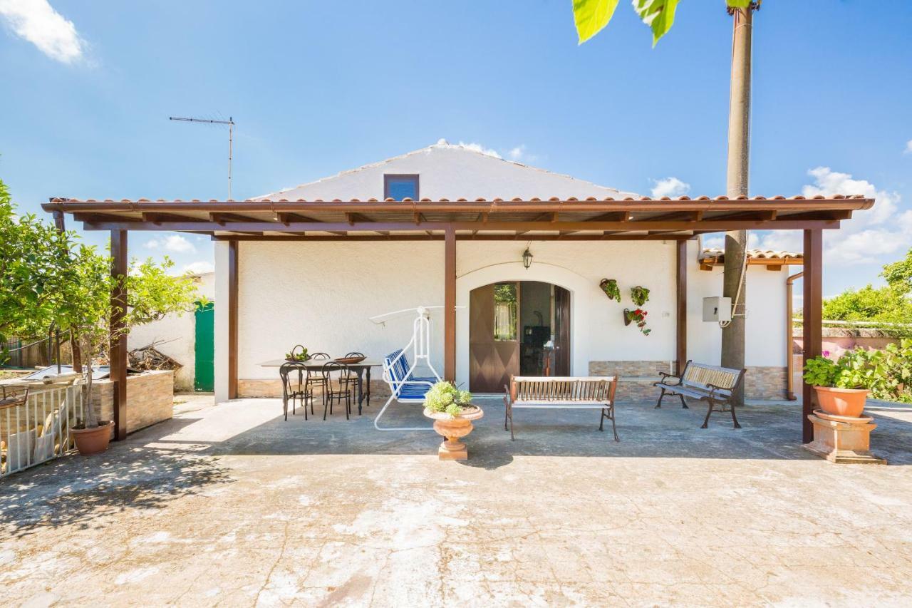 Vdl Country Villa Floridia Exterior photo